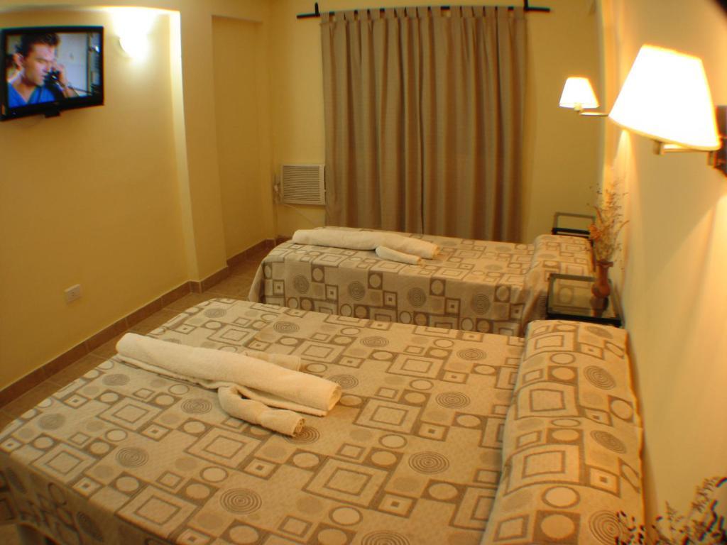 Los Toneles Hotel Cafayate Room photo